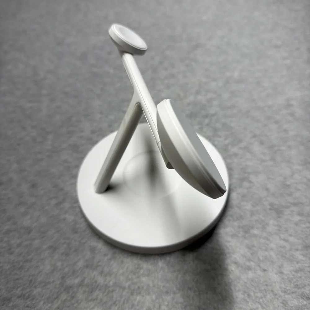 Belkin 3-in-1 MagSafe Charger Stand White Tested No Cord